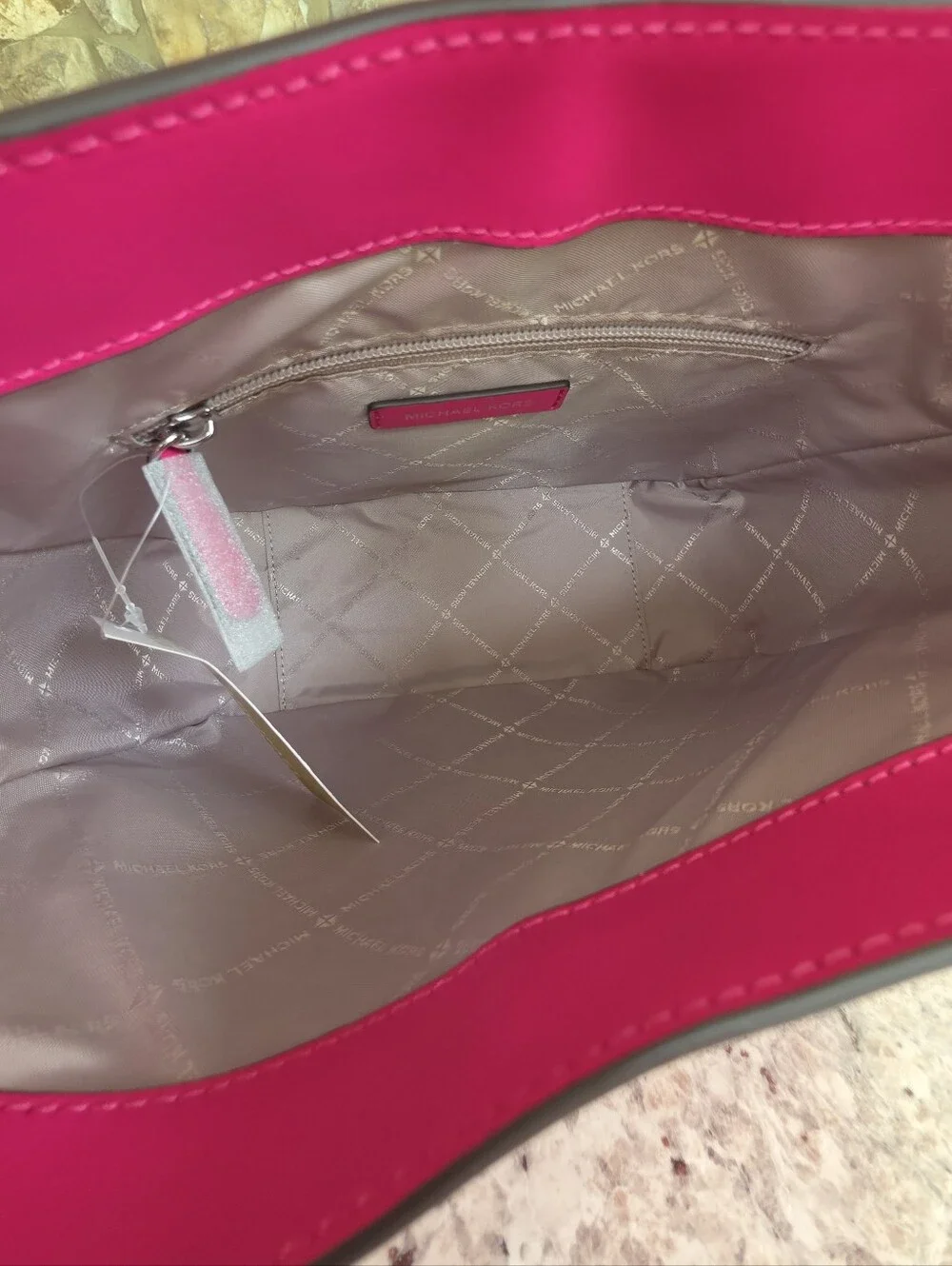 Michael Kors Lyra Small Pink Bucket Shoulder Bag - Picture 5 of 9